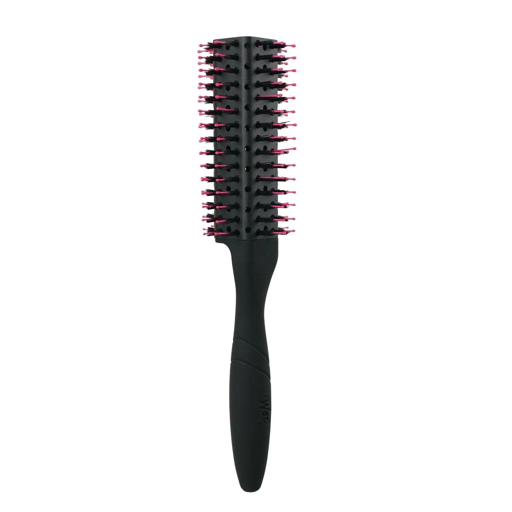 wet-brush-pro-fast-dry-round-brush-square-boutique-deauville-1.jpg